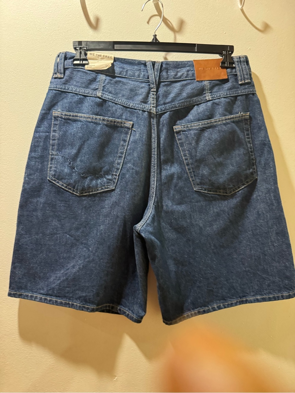 We The Free Montana Relaxed Fit Blue Denim Shorts - Picture 9 of 10